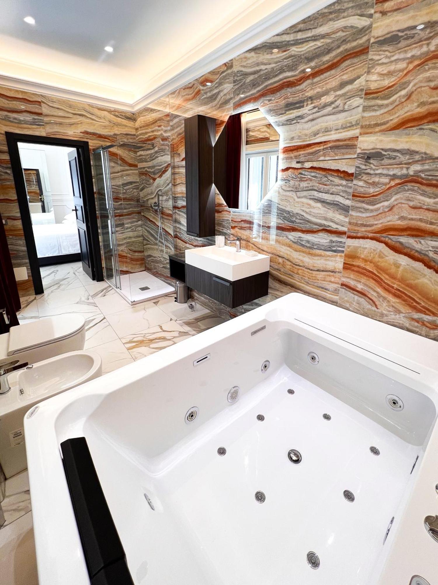 Ricci Palace Suites คาตาเนีย ภายนอก รูปภาพ