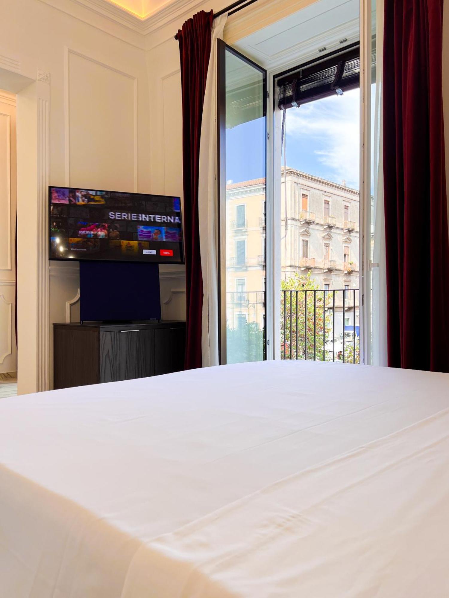 Ricci Palace Suites คาตาเนีย ภายนอก รูปภาพ