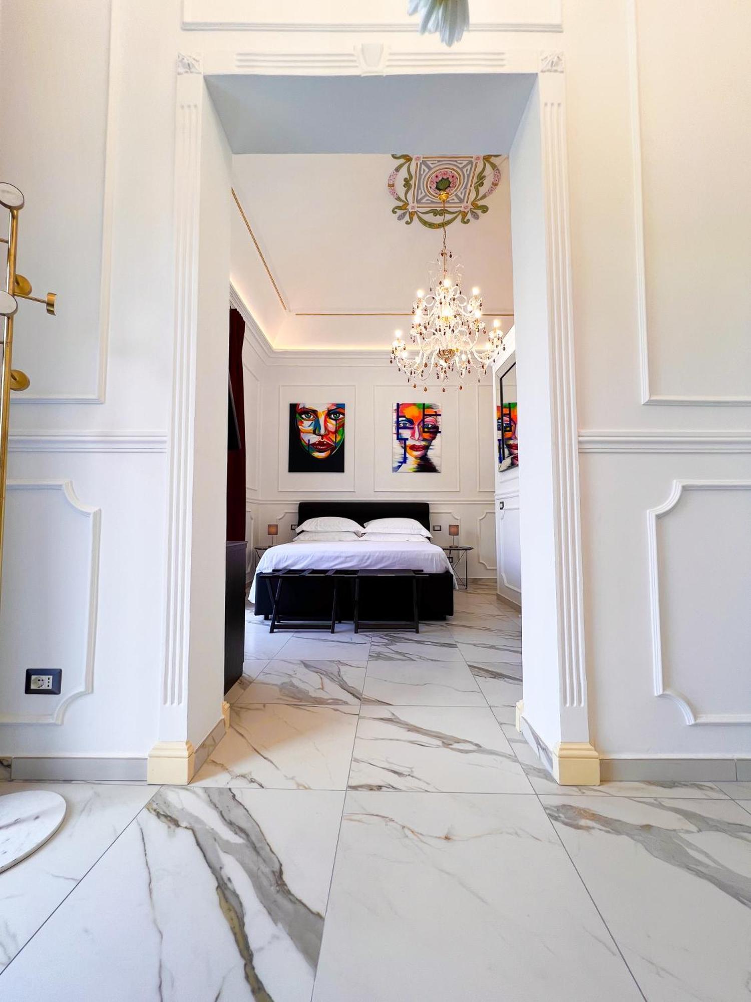 Ricci Palace Suites คาตาเนีย ภายนอก รูปภาพ
